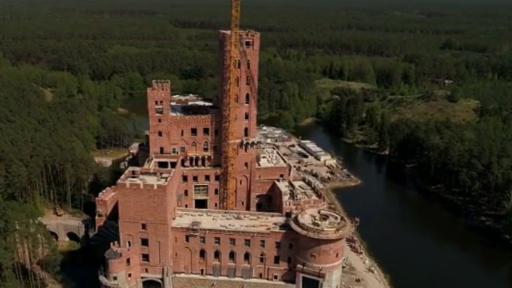 Zamek w Stobnicy. Prokuratura złożyła zażalenie na decyzję o umorzeniu postępowania