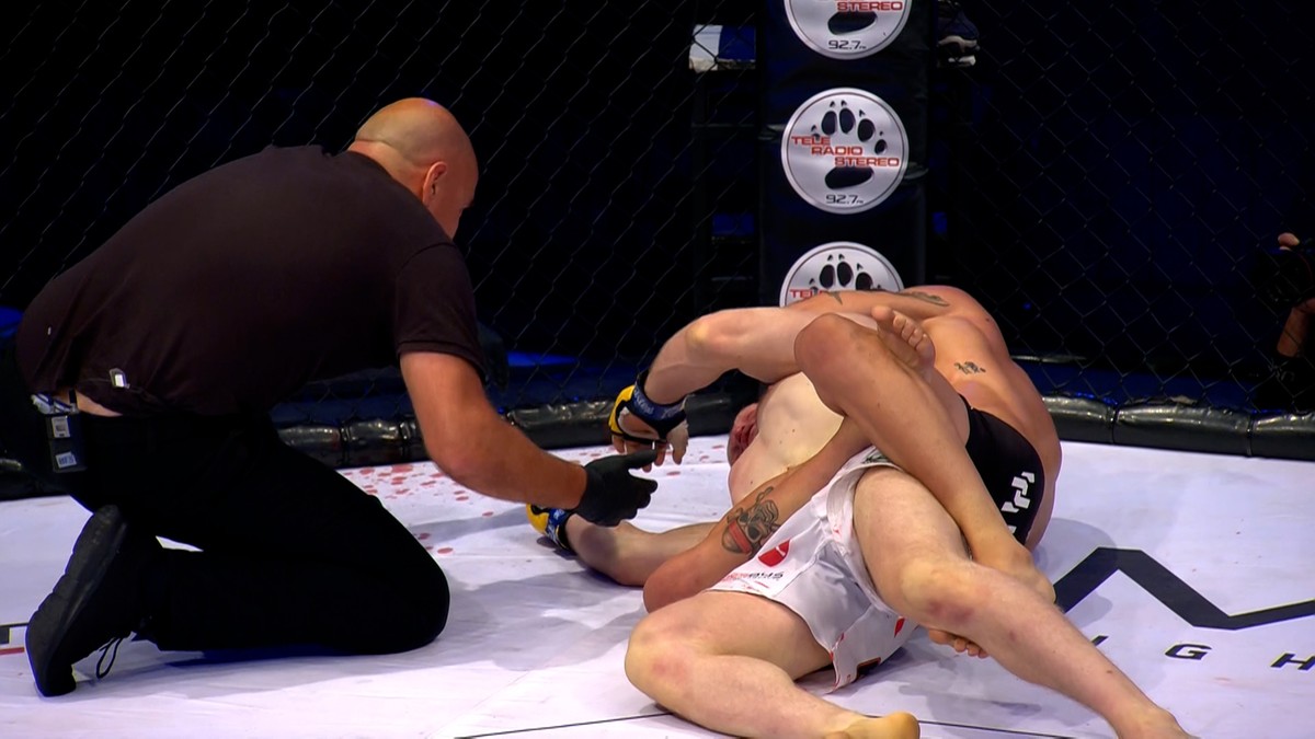Porażka Polaka na gali Cage Warriors 158