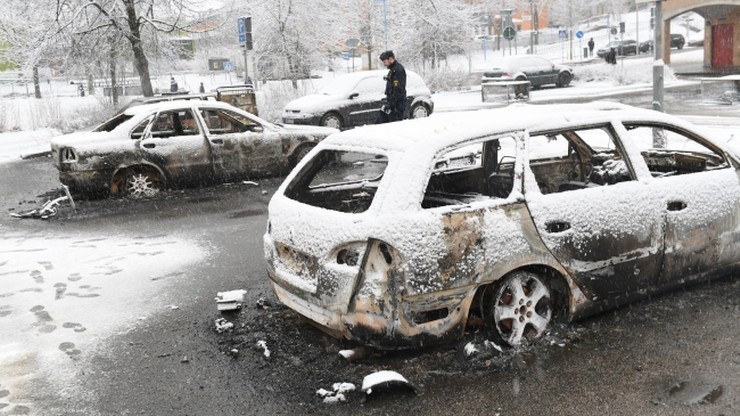 Szwecja: zamieszki w dzielnicy zamieszkanej przez imigrantów. Policja użyła broni