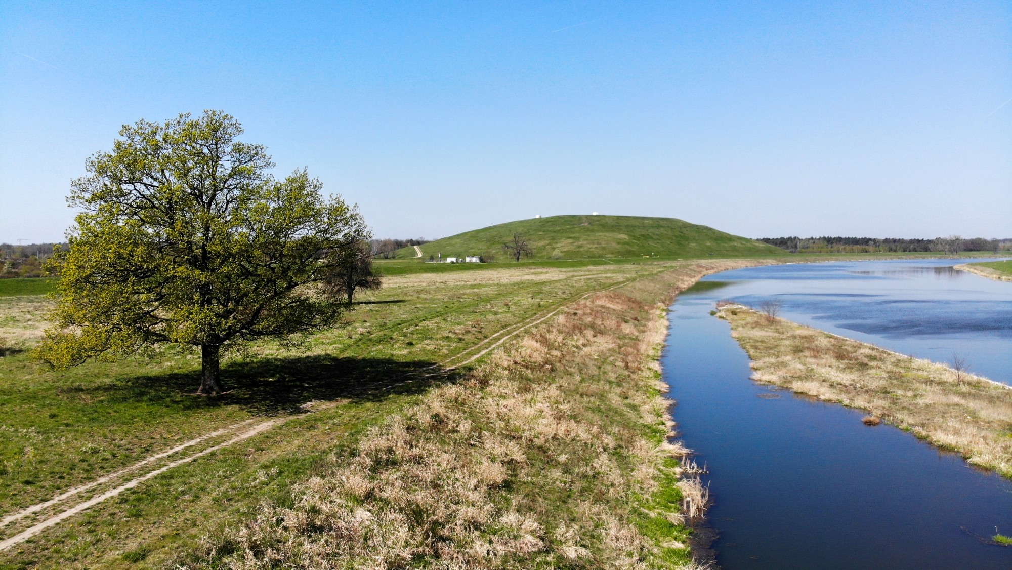 Wiosna w Polsce okiem drona - zdjęcie 14