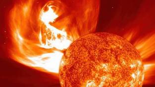 17.10.2023 05:58 Ziemia w olbrzymim zagrożeniu. Na Słońcu lada chwila dojdzie do zamiany biegunów