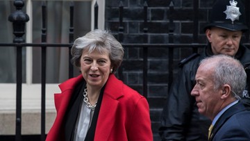 Rząd W. Brytanii chce, by rozmowy w sprawie Brexitu trwały do dwóch lat