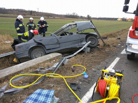 Borki. Nabili się na barierę energochłonną