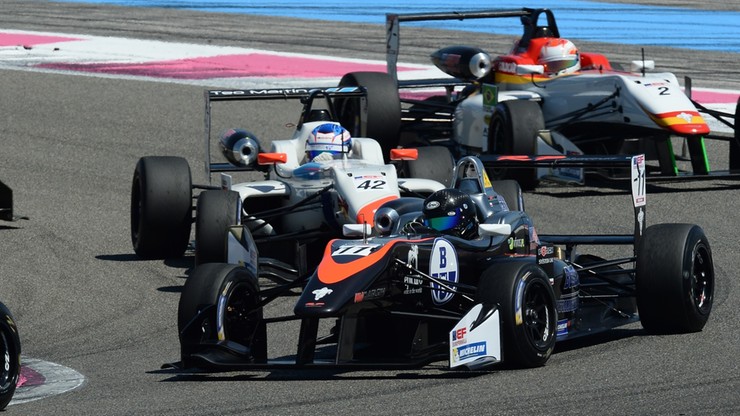 Karkosik o włos od podium w Formule 3 we Francji