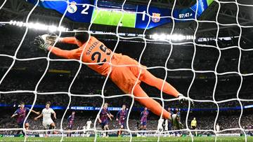 Tak hiszpańskie media skomentowały El Clasico. Co za słowa o Szczęsnym!