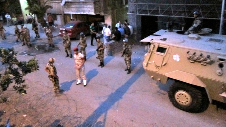 Egipskie wojsko udaremniło atak terrorystyczny. Zginęło 20 osób