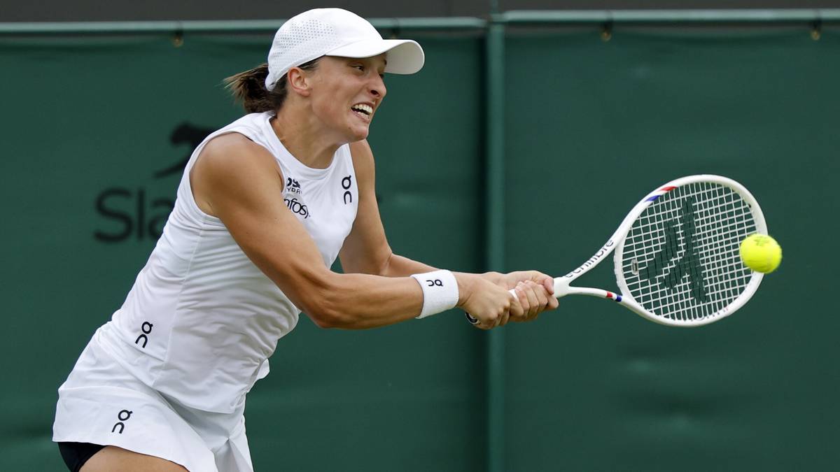 Świątek - McNally. Transmisja TV i stream online. Gdzie obejrzeć Wimbledon?