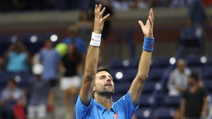 US Open: Djokovic w 1/8 finału po... sześciu gemach