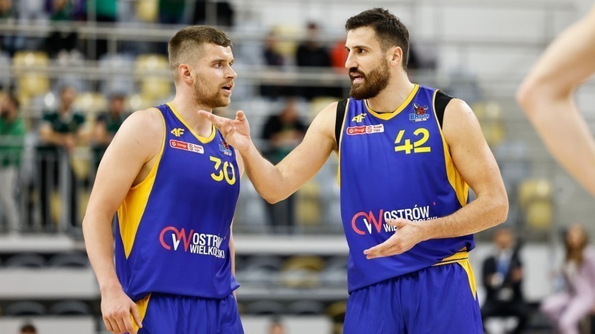 EBL: BM Stal lepsza w Zielonej Górze. Kapitalny mecz Michała Michalaka