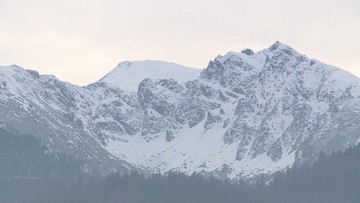 Niebezpiecznie w górach. Zagrożenie lawinowe w Tatrach i Bieszczadach
