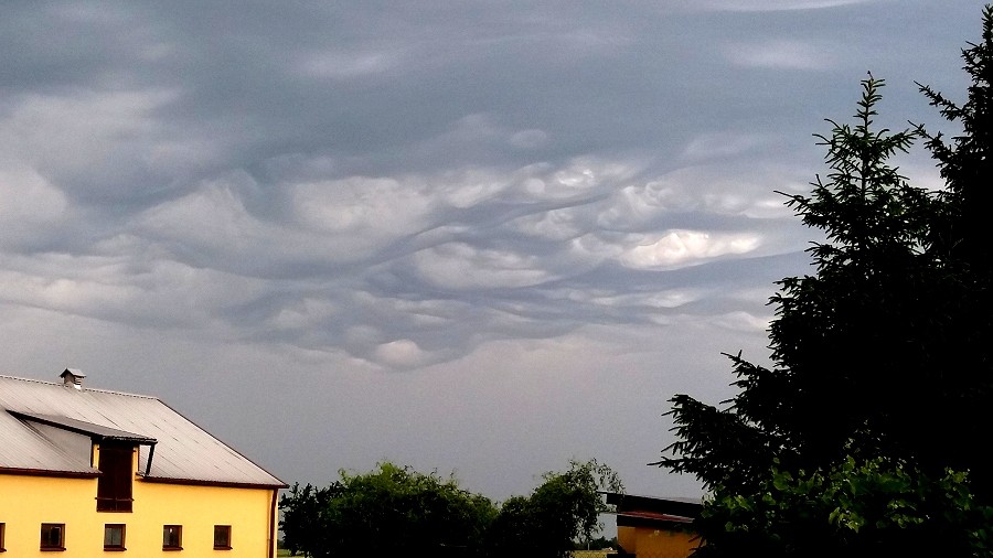 Asperitasy w Białej Podlaskiej w woj. lubelskim. Fot Klaudia / TwojaPogoda.pl