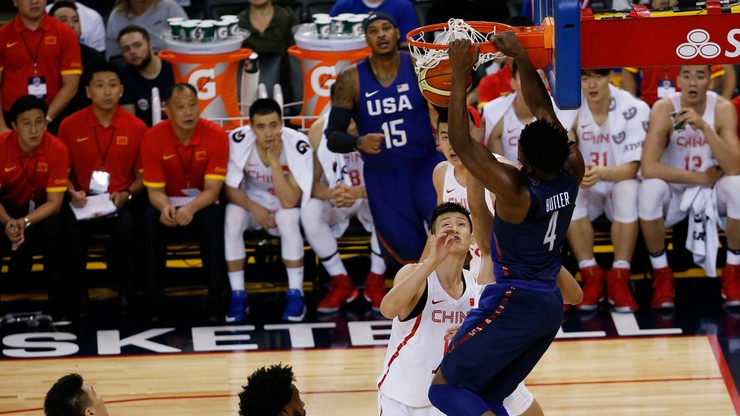 Rio: Amerykańscy koszykarze gromią w sparingach