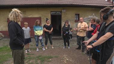 Strach przed sąsiadką. Boją się wychodzić z mieszkań