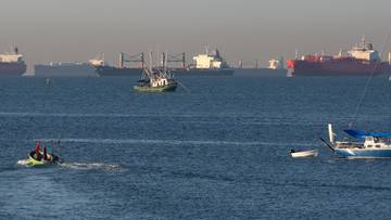Supertankowiec pokonał cieśninę Ormuz. "Nie uiścił opłaty"