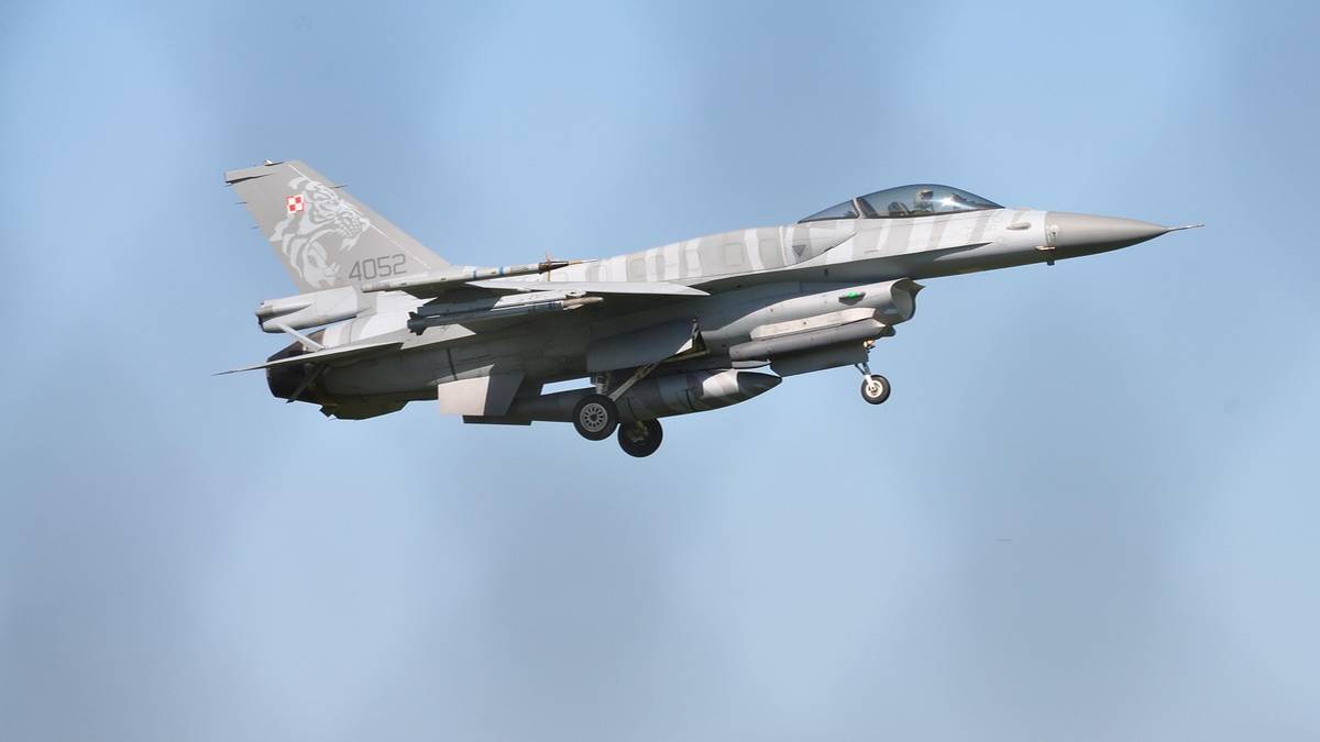 Gen. Kukuła wspomniał rozmowy z pilotem. "Przekonywał mnie wiele miesięcy"
