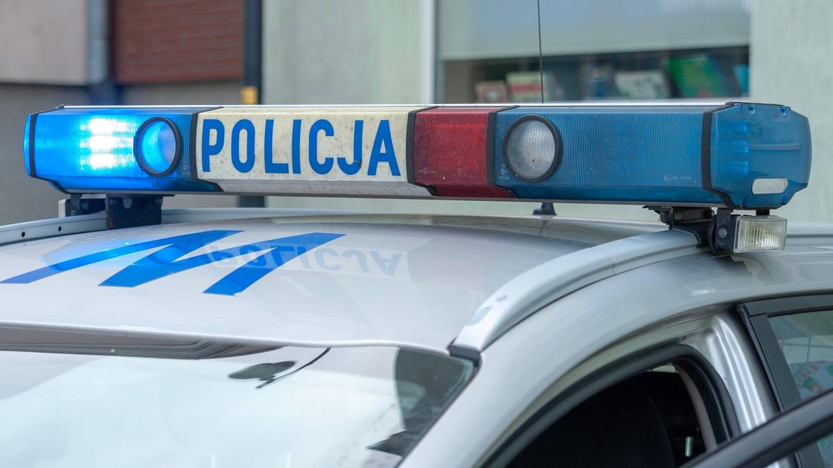 Wrzucił do sieci film z wizerunkiem policjanta. Musi zapłacić 5 tys. zł