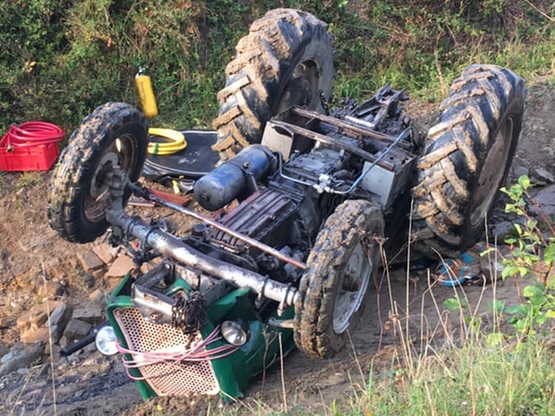 Wypadek na Podhalu. Przewrócony ciągnik przygniótł traktorzystę