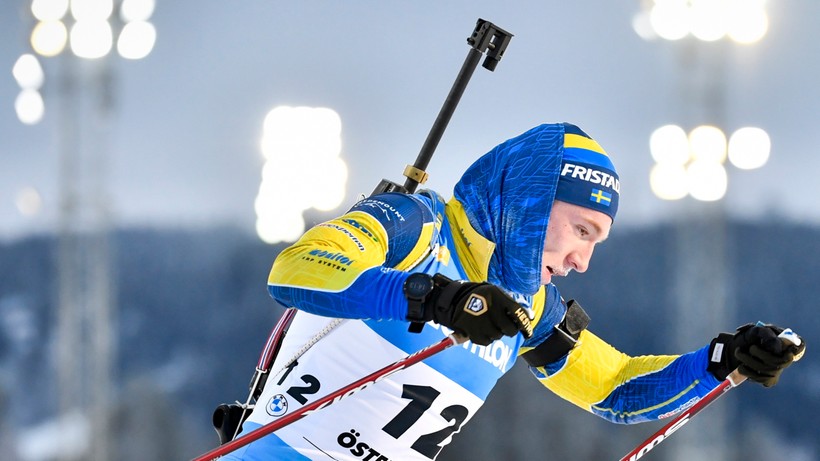 PŚ w biathlonie: Sebastian Samuelsson najlepszy w sprincie, Polacy daleko
