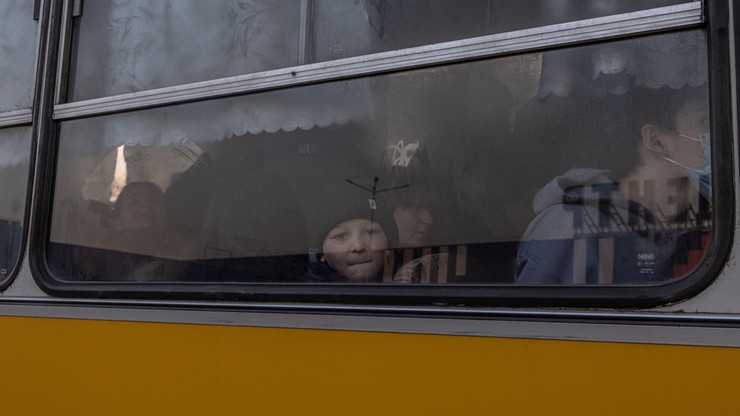 Wojna w Ukrainie. Rosjanie wywieźli z Mariupola dzieci bez rodziców. Odnalazły się w Doniecku