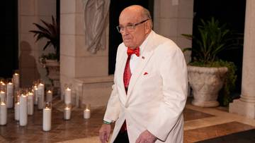Giuliani trafił do szpitalu. Trump nie zmarnował okazji, aby uderzyć w Demokratów