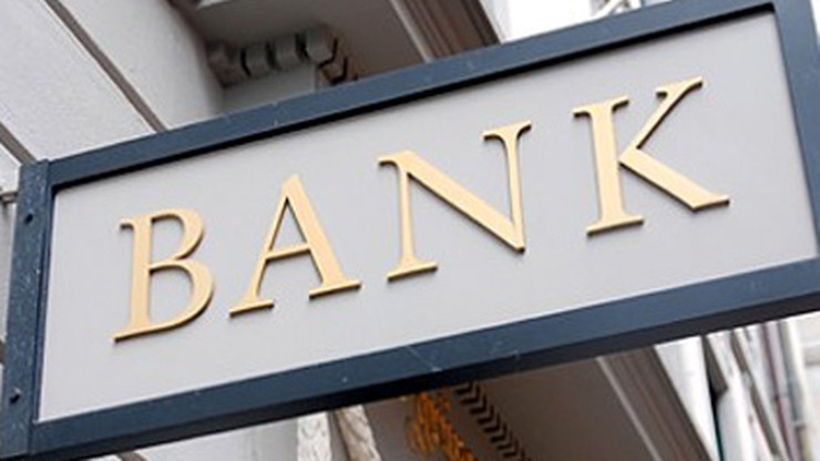 Postępowania UOKiK przeciwko trzem bankom