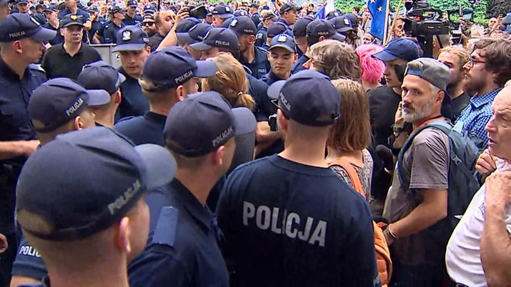 Cztery osoby z zarzutami po lipcowych protestach przed Sejmem