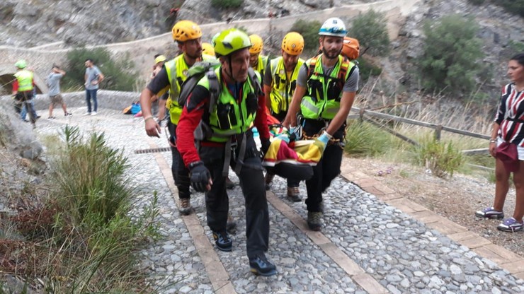 10 osób zginęło w potoku we włoskim parku narodowym. Służby szukają trzech uczestników wycieczki