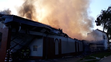 Pożar marketu w Działdowie. Zawalił się dach budynku