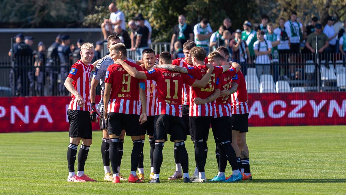 Sandecja Nowy Sącz - Pogoń Grodzisk Mazowiecki. Relacja na żywo