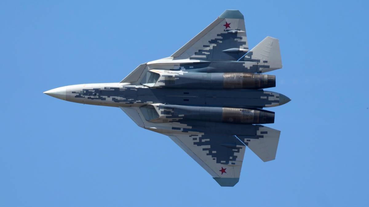 Rosjanie promują myśliwiec. Mówią, iż góruje nad amerykańskim