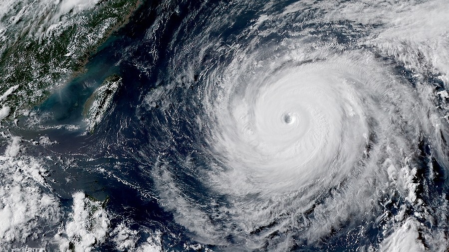 Zdjęcie satelitarne tajfunu Maria. Fot. JMA / Himawari-8.