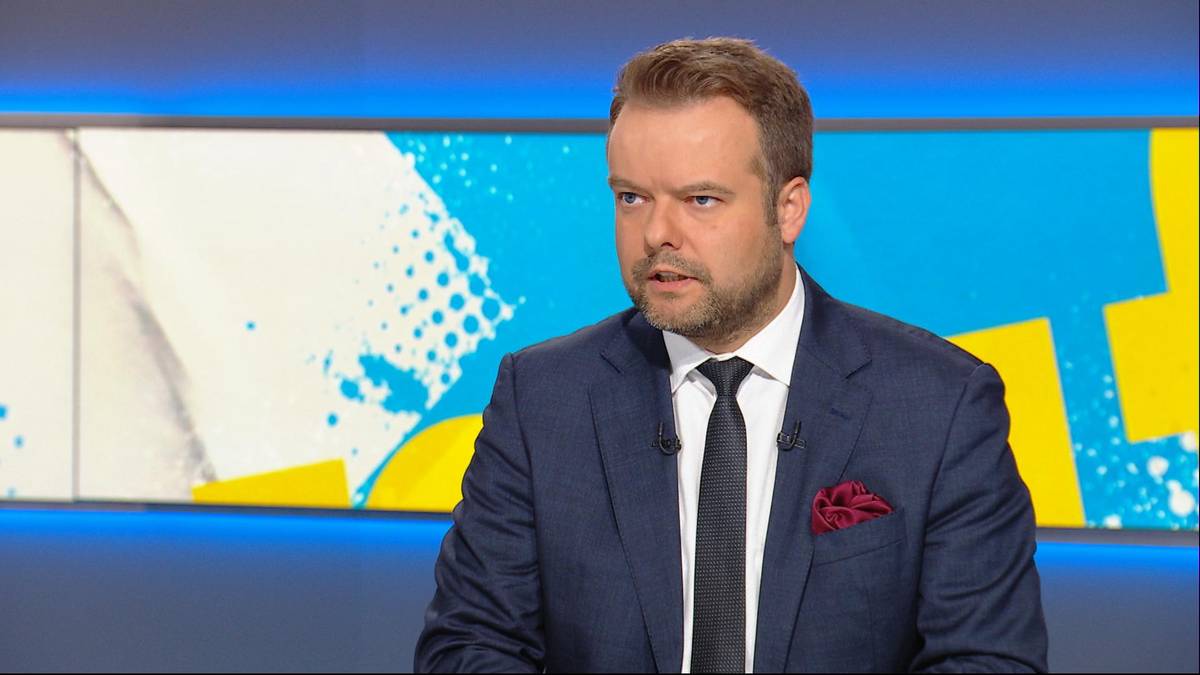 Rzecznik PiS: głosujcie na oryginał, nie na Morawieckiego