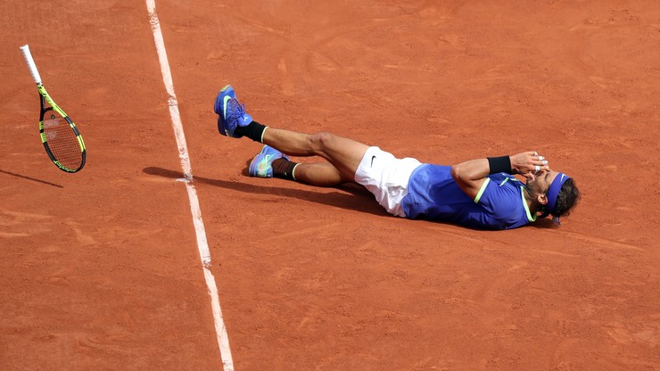 French Open: La decima Nadala! Hiszpan zdemolował Wawrinkę i napisał historię