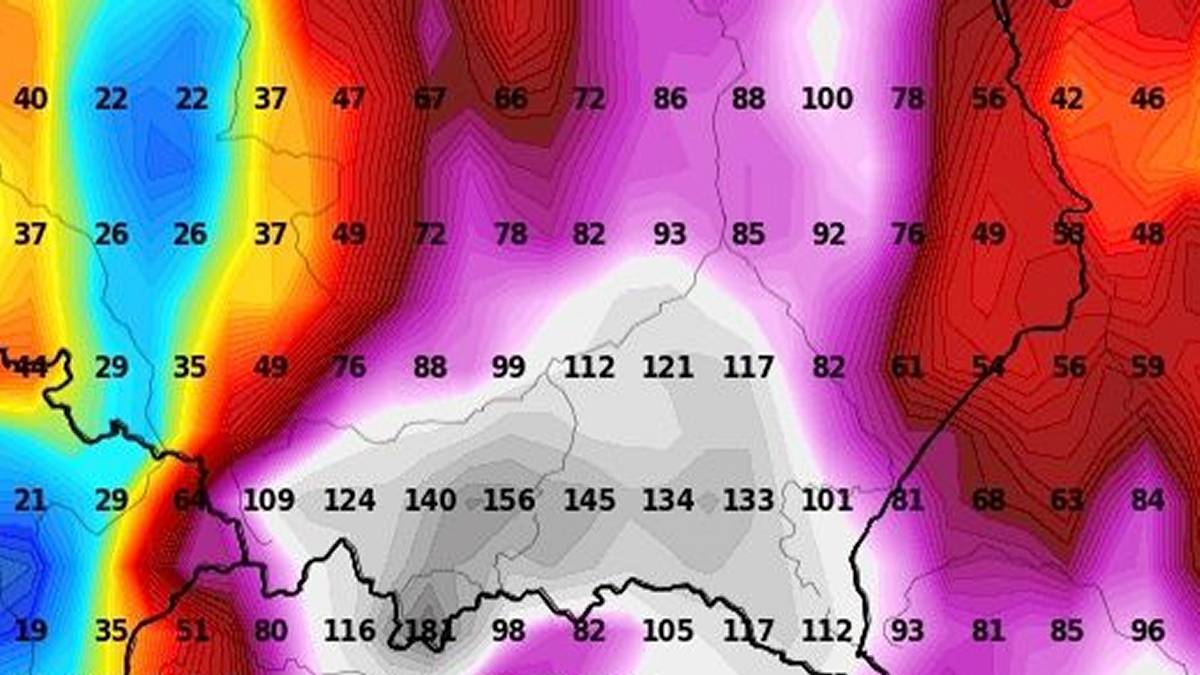 Niebezpieczne sumy opadów. Fot. wxcharts.com