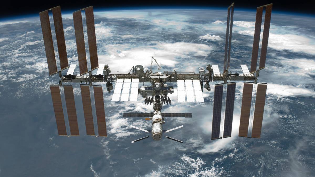 Pierwsze polskie satelity trafią na orbitę. Kosiniak-Kamysz ujawnił datę