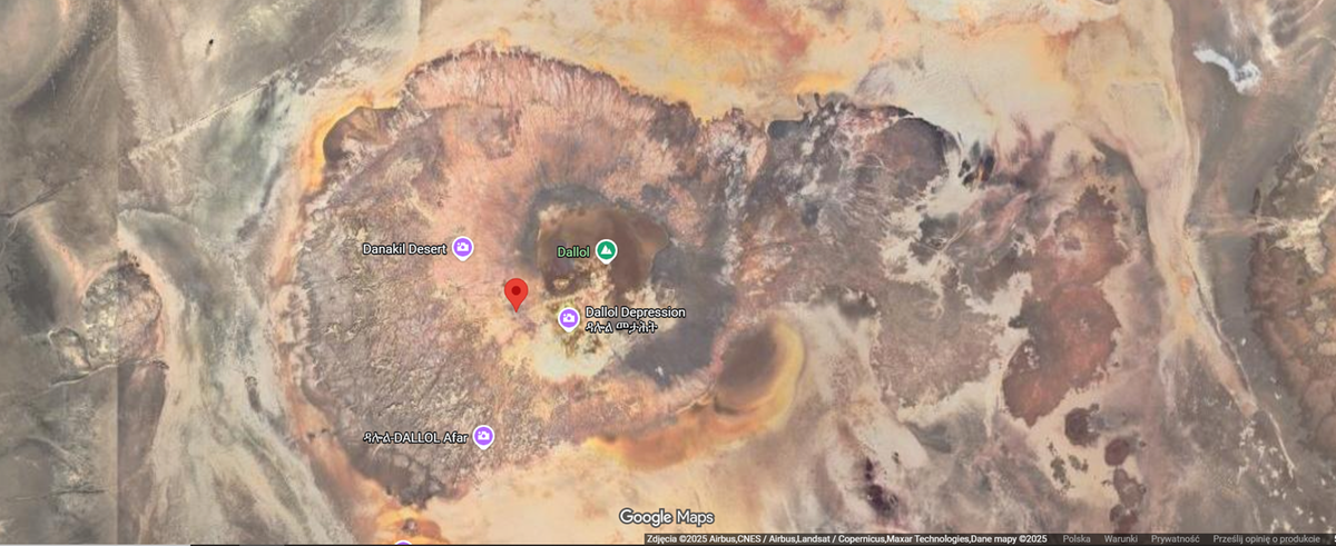 Widok na aktywny system hydrotermalny w Dallol w Etiopii