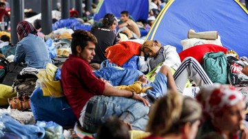 Niemcy nie odsyłają uchodźców na Węgry. Bo w tamtejszych obozach panują podłe warunki