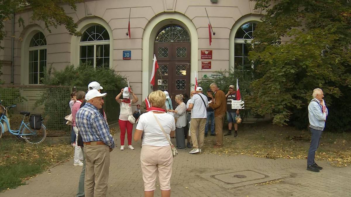 Zamieszanie przed KRS. "Doszło do bezprawnego wtargnięcia"