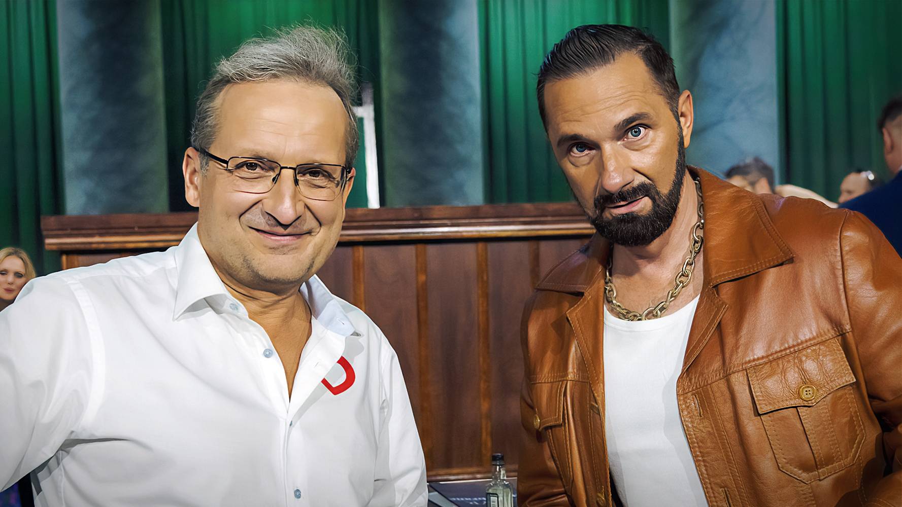 Kabaret na żywo. Młodzi i Moralni. Serial pełen humoru - Polsat.pl