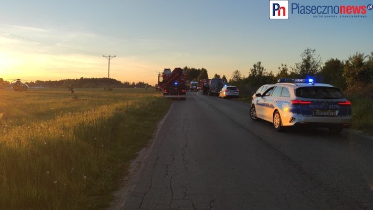 Tragedia pod Piasecznem. Auto wjechało w 14 rowerzystów. Kierowca uciekł