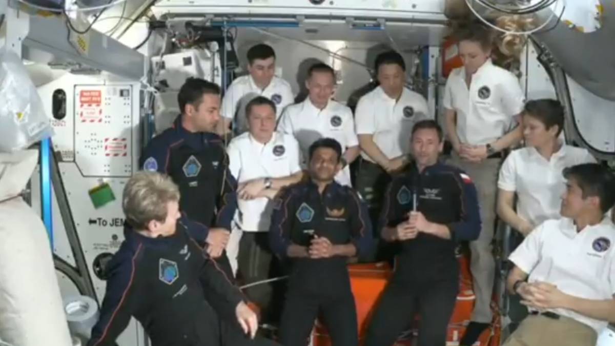 Sławosz Uznański pracuje w kosmosie. Wśród eksperymentów badania nad lekiem na raka