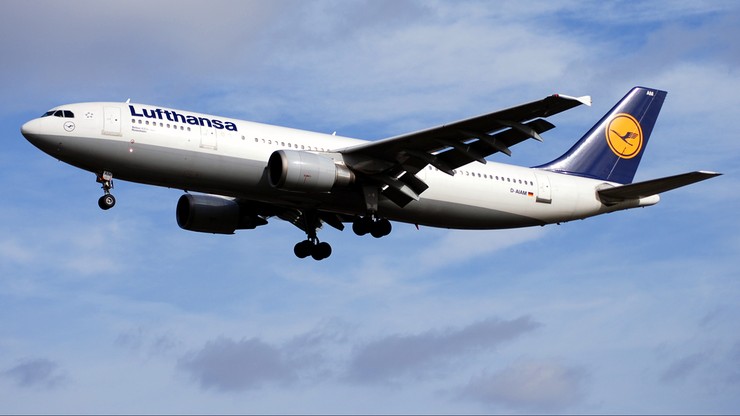 Ukraina. Media: Lufthansa przenosi godziny rejsów do Kijowa w związku z obawami o bezpieczeństwo