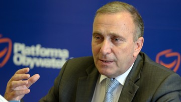 Schetyna: Macierewicz powinien zostać zawieszony przez premier Szydło