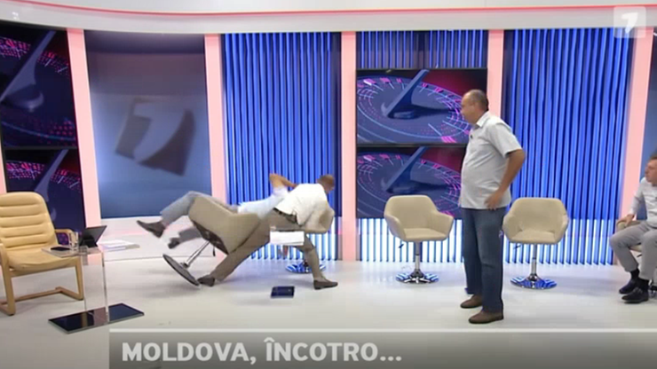 Mołdawia. Bójka polityków w telewizyjnym studio [WIDEO]