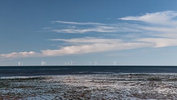 Farmy wiatrowe na Bałtyku. PGE i duński Orsted podpisały umowę ws. offshore