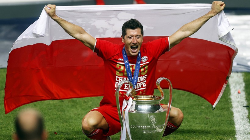 Robert Lewandowski i jego trofea z Bayernem. "Osiem lat niezapomnianych wspomnień" (ZDJĘCIE)