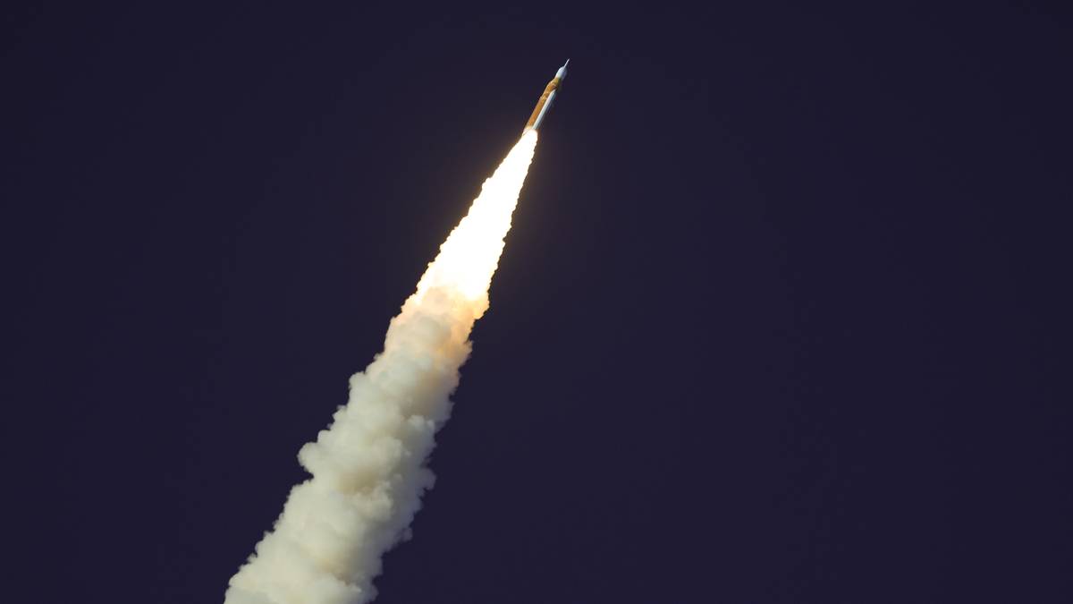 "Misja, na którą wszyscy czekaliśmy". Artemis II wystartowała