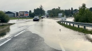 18.07.2021 12:00 Po potężnych ulewach zalane drogi, w tym zakopianka, i odcięte od świata miejscowości [WIDEO]