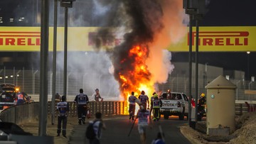 Koszmarny wypadek podczas Grand Prix Bahrajnu! Bolid spłonął doszczętnie