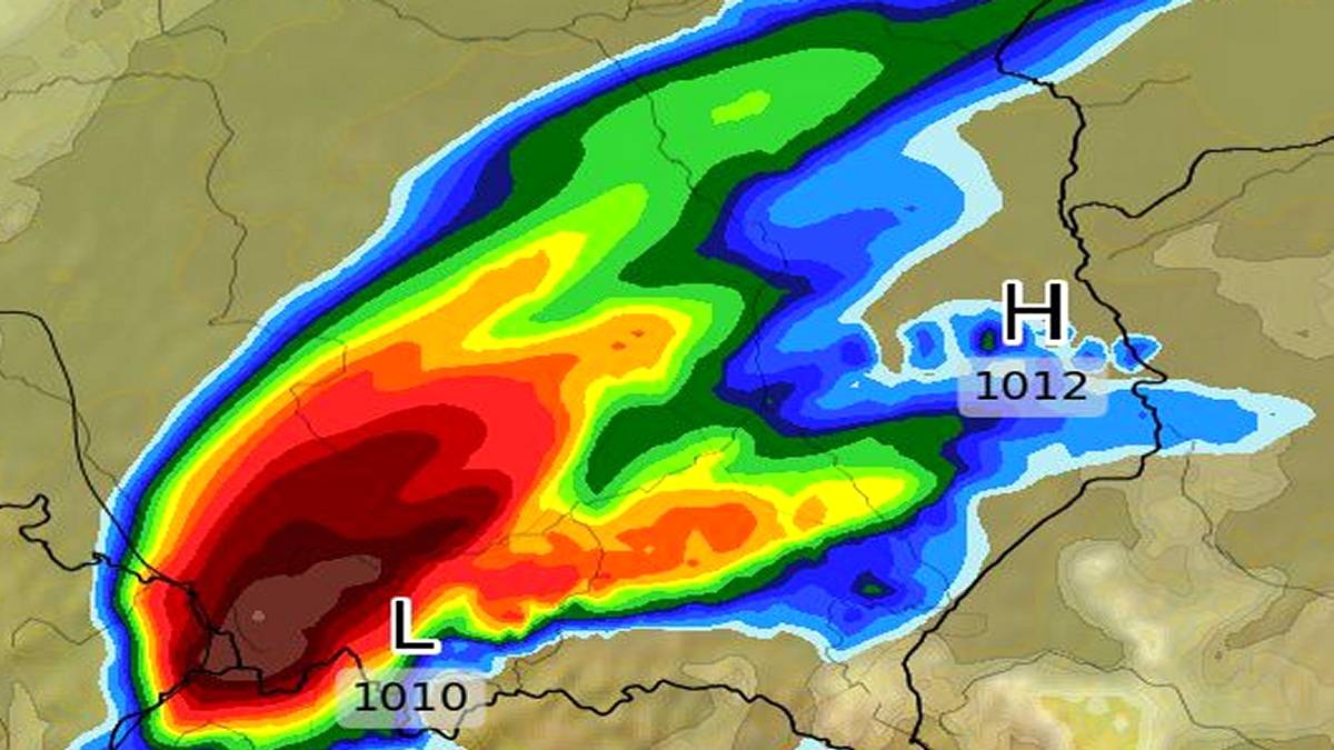 Spadną bardzo duże ilości deszczu. Fot. wxcharts.com